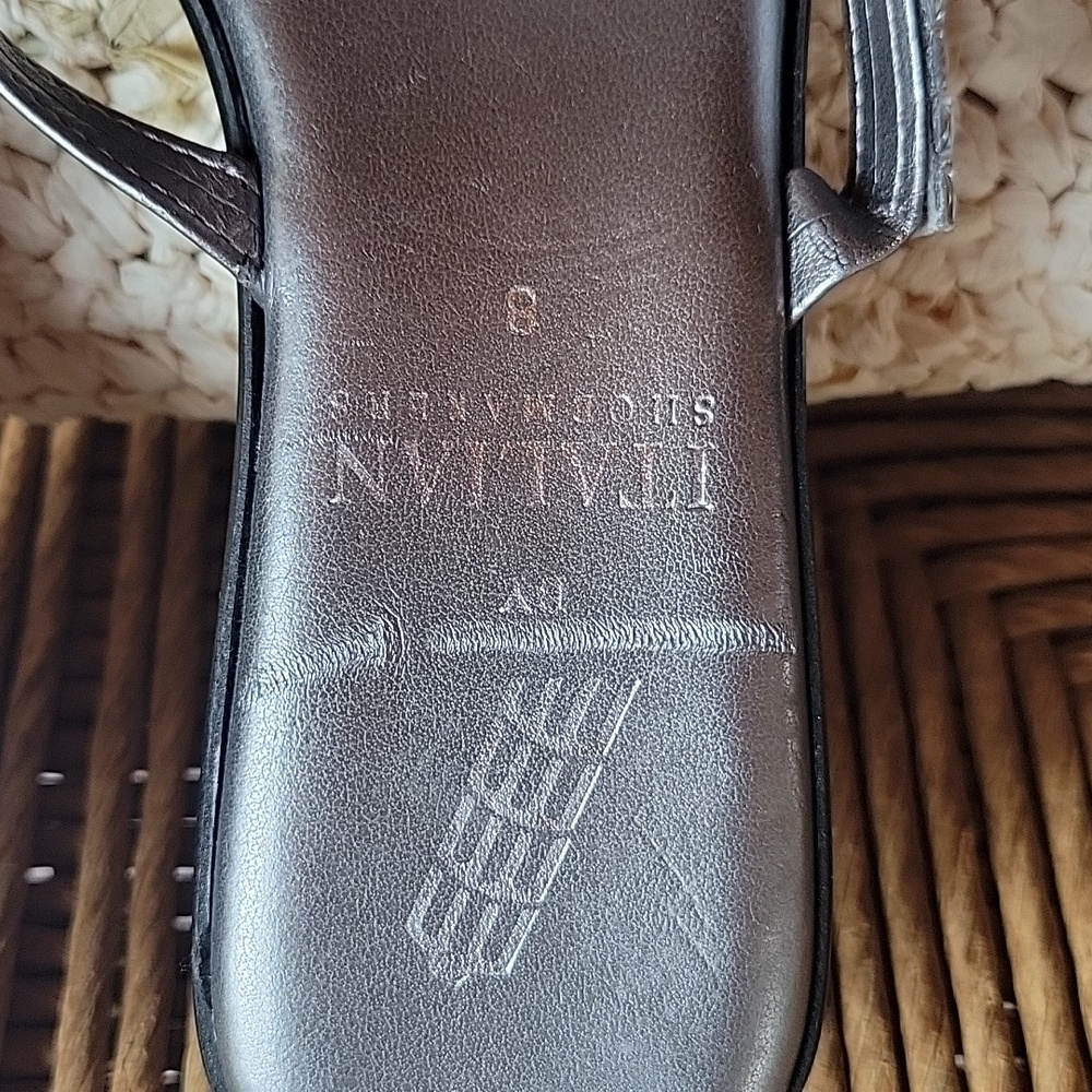 Italian Shoemakers Twiggy, silver, jeweled sandal, size 8 - Picture 12 of 14